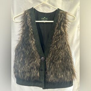 I Love H81 Faux Fur Vest Women's Small Wool Blend Lined Top/Vest Size Medium
